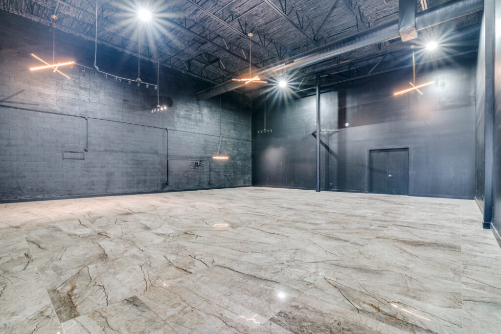 Madewell Spaces co-warehousing interior in Carrollton, TX