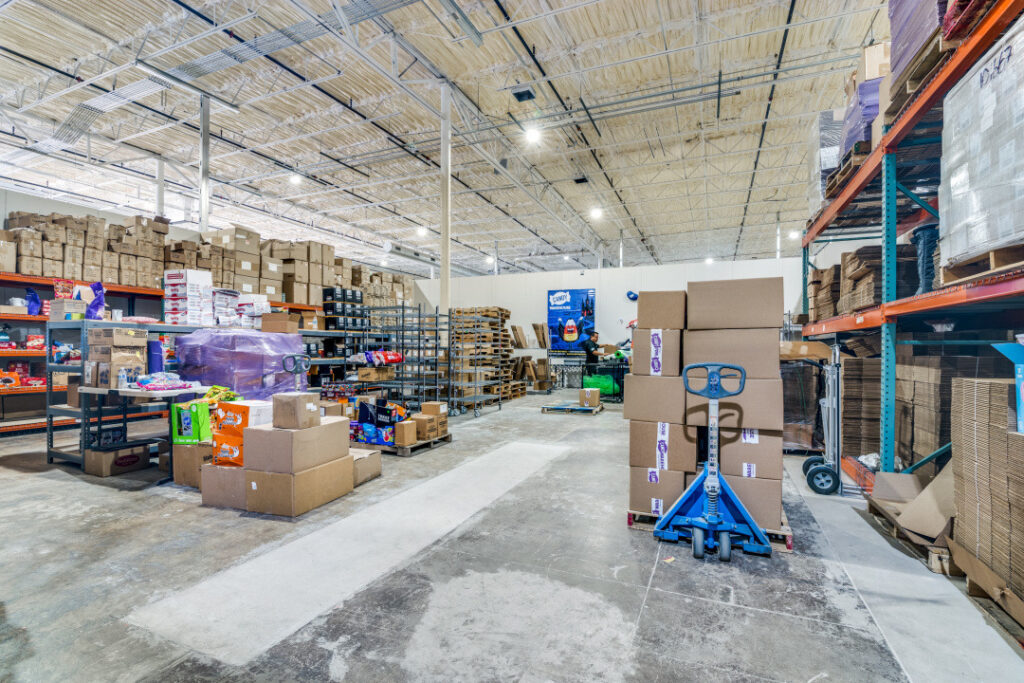 Madewell Spaces co-warehousing interior in Carrollton, TX