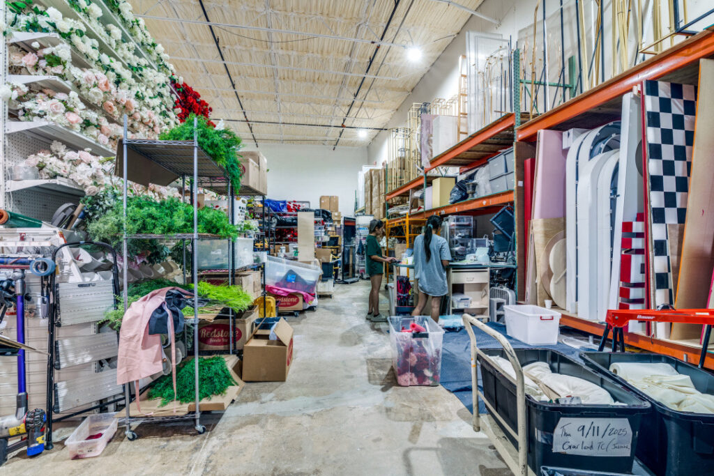 Madewell Spaces co-warehousing interior in Carrollton, TX