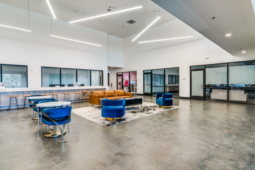 Madewell Spaces co-warehousing interior in Carrollton, TX
