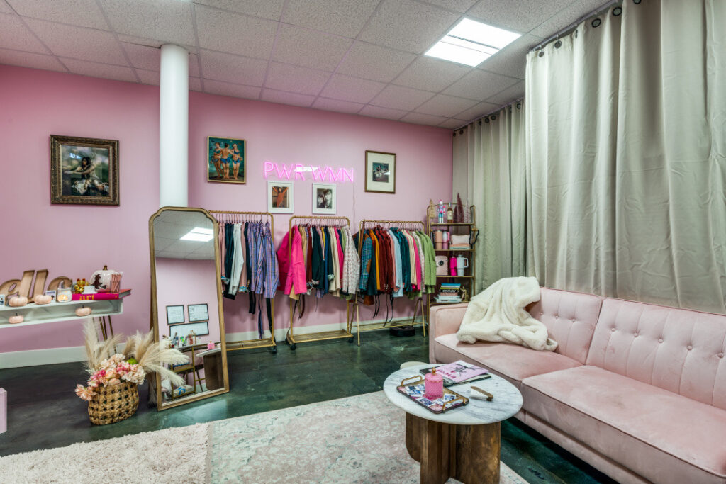 Madewell Spaces co-warehousing interior in Carrollton, TX