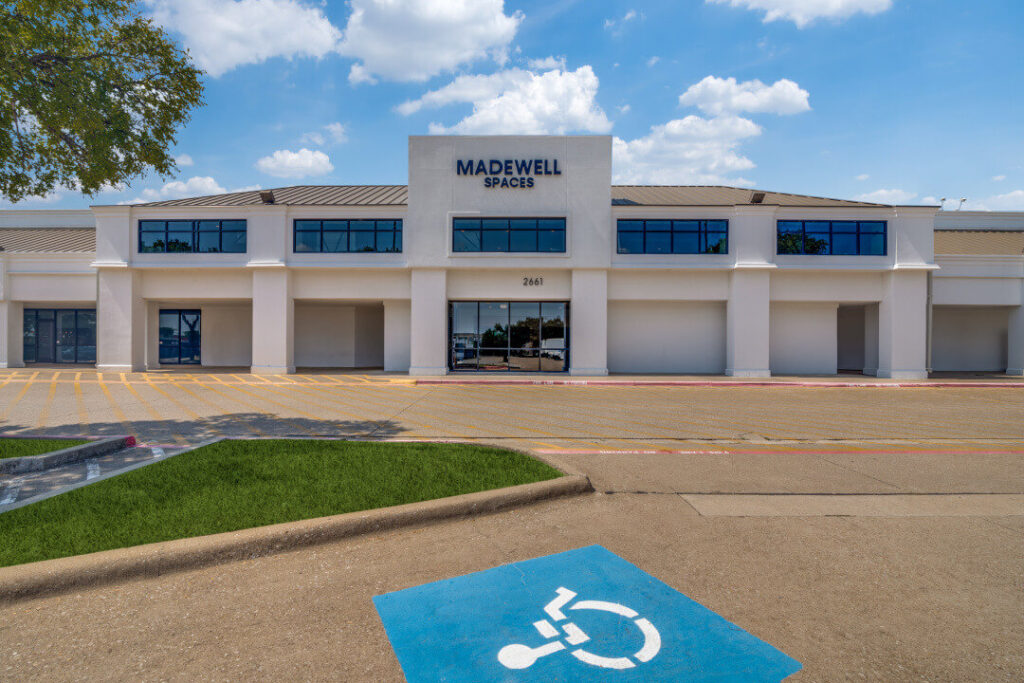 Madewell Spaces co-warehousing interior in Carrollton, TX